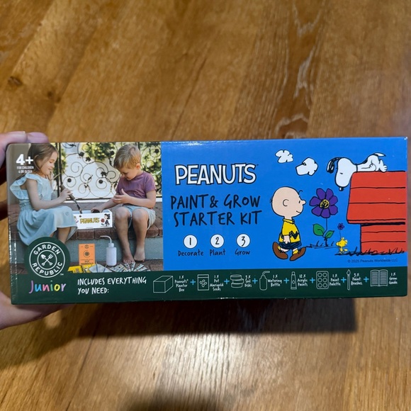 Peanuts Paint & Grow Starter Kit NEW - Picture 5 of 5